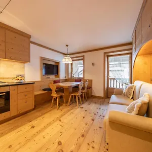 cadin-apartment.hotelinveneto.com/