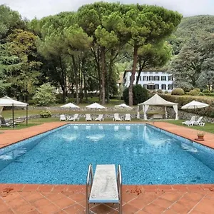 Relais Montecatini Couette-café