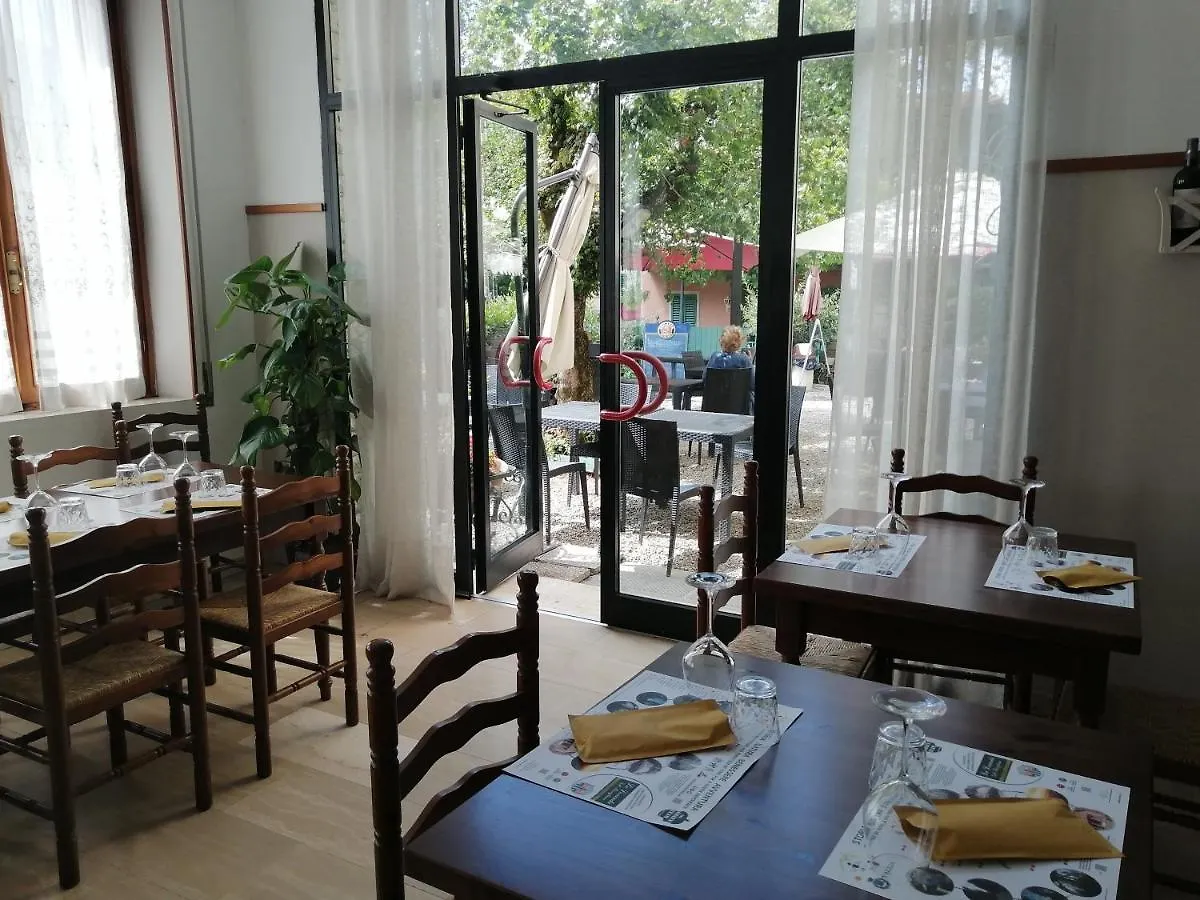 Locanda Di Bivigliano 2*,  Italy